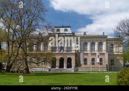 Ancien bâtiment historique du Musée slovène d'histoire naturelle à Ljubljana Banque D'Images