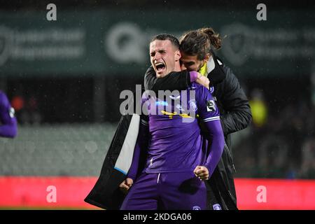 Thibaud Verlinden de Beerschot célèbre après avoir obtenu son score lors d'un match de football entre Lommel SK et Beerschot va, dimanche 06 novembre 2022 à Lommel, le 12 e jour de la 2022-2023 'Challenger Pro League' 1B deuxième division du championnat belge. BELGA PHOTO JILL DELSAUX Banque D'Images