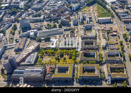 Vue aérienne, bâtiments résidentiels carrés Weststadt avec parc, tours Weststadt, chantier et nouveau bâtiment de bureau à Frohnhauser Straße corne Banque D'Images