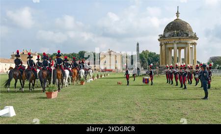 Palais royal de carditello carrousel des carabinieri à cheval avec les chevaux de la race Persano Banque D'Images