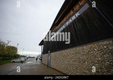 Londres, Royaume-Uni. 06th novembre 2022. Londres, Angleterre, 6 novembre 2022 : l'extérieur de Princes Park avant le match de football Barclays Womens Championship entre Lionesses de Londres et Birmingham City à Princes Park à Londres, en Angleterre. (James Whitehead/SPP) crédit: SPP Sport Press photo. /Alamy Live News Banque D'Images