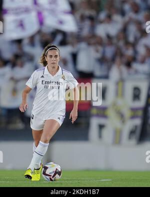 Madrid, Espagne. 06th novembre 2022. Terersa Abelleira du Real Madrid pendant le match de la Liga F entre le Real Madrid et le FC Barcelone, a joué au stade Alfredo Di Stefano sur 6 novembre 2022 à Madrid, Espagne. (Photo de Colas Buera/PRESSIN) Credit: PRESSINPHOTO SPORTS AGENCY/Alay Live News Banque D'Images