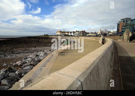 Porthcawl front de mer Esplanade et Seabank Hotel... Novembre 2022. Automne. Banque D'Images