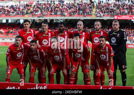 Monza, Italie. 06th novembre 2022. L'équipe d'AC Monza s'est formée pendant la série Un match de football 2022/23 entre AC Monza et Hellas Verona FC au stade U-Power. Score final ; AC Monza 2:0 Hellas Verona Credit: SOPA Images Limited/Alay Live News Banque D'Images