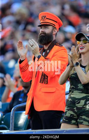 Cincinnati, Ohio, États-Unis. 6th novembre 2022. Cincinnati Bengals fan pendant LA SEMAINE 9 de la saison régulière de la NFL entre les Carolina Panthers et les Cincinnati Bengals à Cincinnati, Ohio. JP Waldron/Cal Sport Media/Alamy Live News Banque D'Images