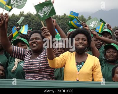 Kinigi, Rwanda 2nd septembre 2022 la cérémonie annuelle de désignation des gorilles de bébé rwandaises 18th ÒKwita IzinaÓ Banque D'Images