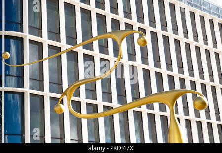 Big Snake - sculpture de Phil Price, Constitution place, Canberra ACT, Australie Banque D'Images