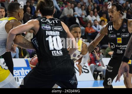 PalaOlimpia, Vérone, Italie, 06 novembre 2022, Karvel Anderson - Tezenis Verona pendant Tezenis Verona vs Dolomiti Energia Trentino - Championnat italien de basket-ball A Serie Banque D'Images