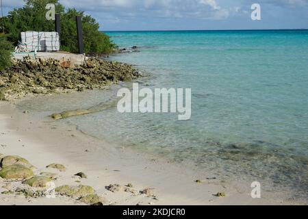 Dhiffushi est l'île habitée la plus à l'est des Maldives et est témoin du lever du soleil le premier dans le pays. Belle scène de l'après-midi. Banque D'Images