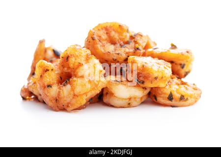 Crevettes tigrées grillées isolées sur fond blanc. Banque D'Images