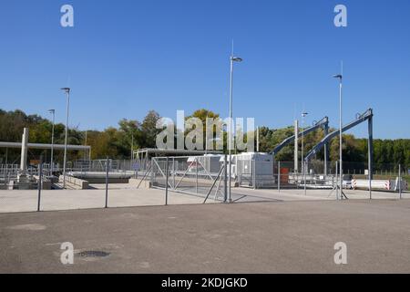 Barrage de Tassi Zsilip sur la branche de Rackevei (Soroksari) Kis Duna du Danube, Duna, au village de Tass, comté de bacs Kiskun, Hongrie Banque D'Images