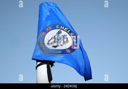 Photo du dossier datée du 22-01-2017, d'un drapeau d'angle de Chelsea à Stamford Bridge, Londres. Chelsea a été tiré contre Borussia Dortmund dans les 16 derniers de la Ligue des Champions. Date de publication : lundi 7 novembre 2022. Banque D'Images