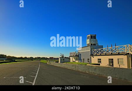 Circuit de course de Goodwood, West Sussex, Control Tower Banque D'Images