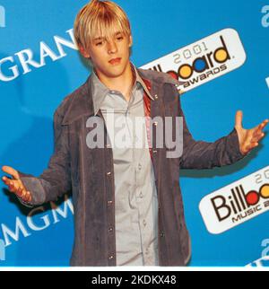 ARCHIVE: 2002 09 décembre - Las Vegas, Nevada - Aaron carter. Prix de la musique du panneau d'affichage au MGM Grand. Crédit photo : Laura Farr/AdMedia/MediaPunch Banque D'Images