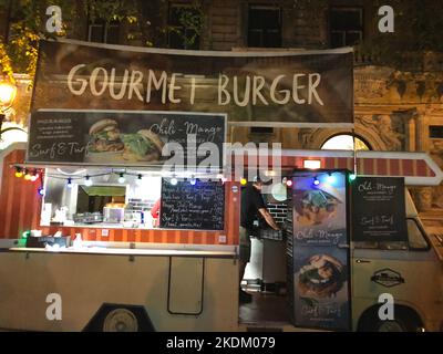 Festival des hamburgers de rue dans le centre de Budapest. Burger, cantine de cuisine de rue. Budapest, Hongrie Banque D'Images