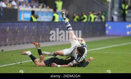 Duisburg, Allemagne. 05th nov. 2022. Firo : 05.11.2022, football, soccer, 3rd division, 3rd division fédérale, Saison 2022/2023, 22/23, 15th matchday MSV Duisburg - Spielvereinigung, SpVgg Bayreuth 1:1 duels, Moritz Stoppelkamp crédit: dpa/Alamy Live News Banque D'Images