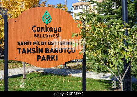 Parc à Ankara dédié au lieutenant Tahsin Barutcu. Le pilote de l'armée est décédé en Afghanistan Banque D'Images