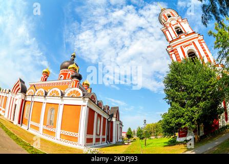 Cathédrale de la Résurrection du Christ (1692-1696), une église orthodoxe de Staraya Russa, Russie Banque D'Images