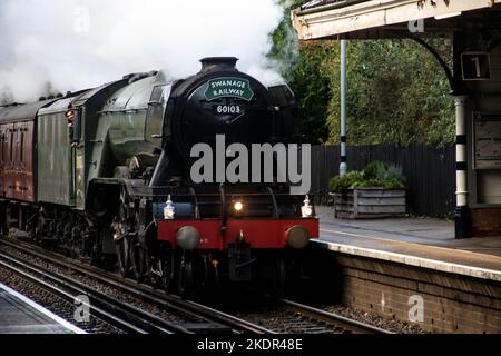 Scotsman volant passant par le Sway novembre 2022 de Swanage à East Lancs Railway Banque D'Images