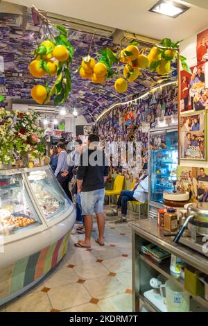 Magasins à Sorrente, Italie Banque D'Images