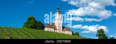 Birnau, Allemagne - 13 juin 2022 : Monastère cistercienne sur le lac de Constance Église baroque de pèlerinage Panorama à Birnau, Allemagne. Banque D'Images