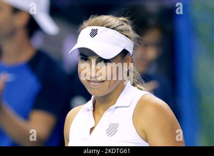 Yulia Putintseva, du Kazakhstan, célèbre la victoire contre Katie Boulter, de Grande-Bretagne, lors de la première journée du match du groupe Billie Jean King Cup entre le Kazakhstan et la Grande-Bretagne à l'Emirates Arena, Glasgow. Date de publication : mardi 8 novembre 2022. Banque D'Images