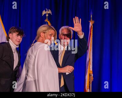 Saint-Pétersbourg, Floride, États-Unis. 8th novembre 2022. 8 novembre 2022, Saint-Pétersbourg, Floride : l'ancien gouverneur de Floride et le candidat démocrate au poste de gouverneur Charlie Crist concède l'élection au gouvernement républicain sortant. Ron DeSantis. (Credit image: © Dominic Gwinn/ZUMA Press Wire) Credit: ZUMA Press, Inc./Alamy Live News Banque D'Images