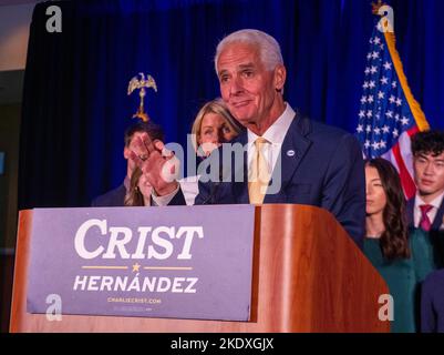 Saint-Pétersbourg, Floride, États-Unis. 8th novembre 2022. Charlie CRIST, ancien gouverneur de Floride et candidat au poste de gouverneur démocrate, concède l'élection à Gov républicain sortant. Ron DeSantis. (Credit image: © Dominic Gwinn/ZUMA Press Wire) Credit: ZUMA Press, Inc./Alamy Live News Banque D'Images