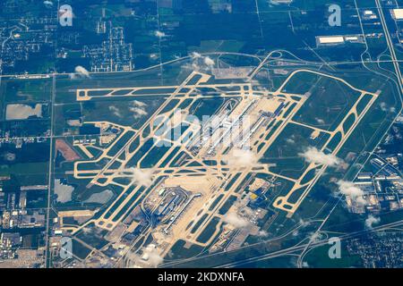 Vue aérienne de l'aéroport Detroit Metropolitan Wayne County Airport (DTW), Detroit, Michigan, États-Unis Banque D'Images