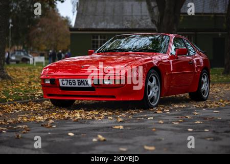 1986 Porsche 944 ‘C769 BNX’ exposés à l’Assemblée effrayante Cars qui s’est tenue au Bicester Heritage Centre le 30th octobre 2022 Banque D'Images