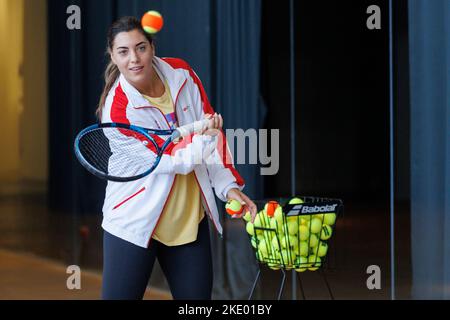 Rijeka, Croatie. 09th novembre 2022. Ana Konjuh de Croatie pendant la Journée des enfants avant le match de la coupe du Roi Billie Jean entre la Croatie et l'Allemagne, sur 9 novembre 2022 à Rijeka, Croatie. Photo: Nel Pavletic/PIXSELL Credit: Pixsell photo & Video Agency/Alay Live News Banque D'Images