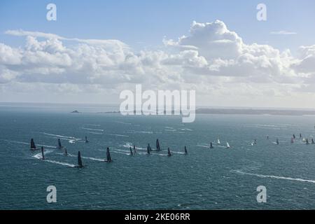 Départ de la course sur la route du Rhum-destination Guadeloupe 2022, course transatlantique solo, Saint-Malo - Guadeloupe (6 562 kilomètres) sur 6 novembre 2022 à Saint-Malo, France - photo Pierre Bouras / DPPI Banque D'Images