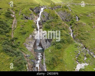 Cascade Stauber à Furenalp sur Engelberg sur les alpes suisses Banque D'Images