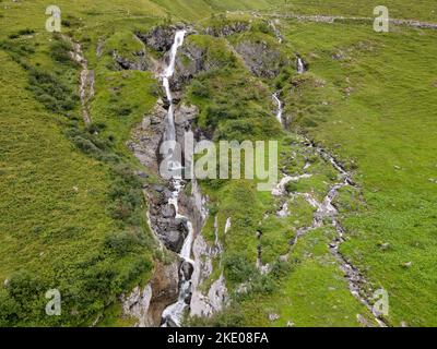 Cascade Stauber à Furenalp sur Engelberg sur les alpes suisses Banque D'Images