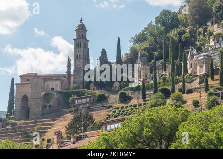 Tessin, Suisse: Le joli village de Morcote, au bord du lac de Lugano Banque D'Images