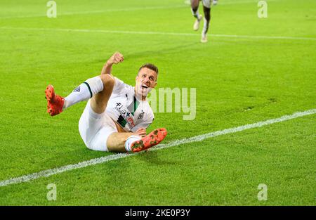 Jubilation Patrick HERRMANN (MG) après son but à 3:1, football 1st Bundesliga, 13th jour de match, Borussia Monchengladbach (MG) - VfB Stuttgart (S) 3:1, on 4 novembre 2022 à Borussia Monchengladbach/Allemagne. #La réglementation DFL interdit toute utilisation de photographies comme séquences d'images et/ou quasi-vidéo # Banque D'Images