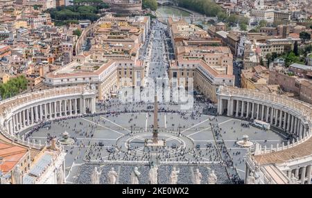 Vue aérienne de la place San Pietro dans la Cité du Vatican Banque D'Images