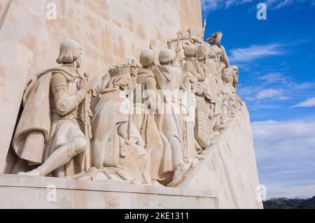 Hommage aux navigateurs portugais : le Grand Monument des découvertes à Lisbonne Banque D'Images