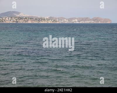 Playa de Calalga (Calpe, province d'Alicante, Communauté Valencienne, Royaume d'Espagne) Banque D'Images