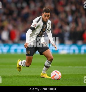 26 septembre 2022 - Angleterre / Allemagne - Ligue des Nations de l'UEFA - Ligue A - Groupe 3 - Stade Wembley Jamal Musiala en Allemagne pendant le match de la Ligue des Nations de l'UEFA contre l'Angleterre. Image : Mark pain / Alamy Live News Banque D'Images