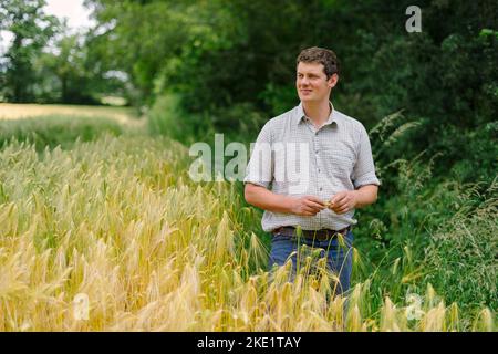 Photo de Jim Wileman - Directeur agricole Tom Chanter, photographié à Woodbury Salterton, Devon, Royaume-Uni. Banque D'Images