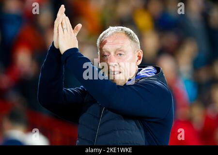 9th Novemberr 2022; City Ground, Nottingham, Notinghamshire, Angleterre; Carabao Cup football, Nottingham Forest versus Tottenham Hotspur ; entraîneur en chef de la forêt de Nottingham Steve Cooper Banque D'Images