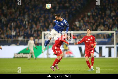 Schalke, Allemagne. 09th Nov, 2022. Mfiro : 11/09/2022, football, 1st ligue, première ligue fédérale 1st, saison 2022/2023, FC Schalke 04 - FSV FSV FSV Mainz 05 duels, Kenan Karaman crédit: dpa/Alamy Live News Banque D'Images