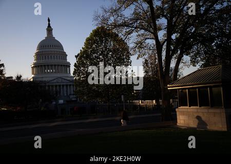 Washington, États-Unis. 09th novembre 2022. Une vue générale du Capitole des États-Unis, à Washington, DC, mercredi, 9 novembre, 2022. (Graeme Sloan/Sipa USA) Credit: SIPA USA/Alay Live News Banque D'Images