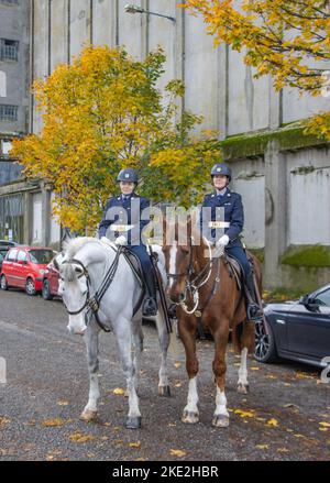 Cork Gardai Centenary Parade, pour marquer l'arrivée du Gardai à la ville, il y a 100 ans. Défilé a eu lieu le 2022 novembre. Banque D'Images