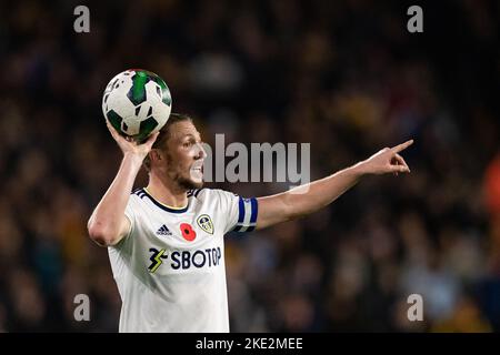 Luke Ayling de Leeds United lors du match de la Carabao Cup entre Wolverhampton Wanderers et Leeds United à Molineux, Wolverhampton, le mercredi 9th novembre 2022. (Crédit : Gustavo Pantano | ACTUALITÉS MI) crédit : ACTUALITÉS MI et sport /Actualités Alay Live Banque D'Images