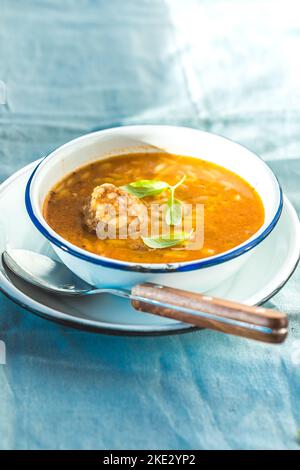 Soupe de pois chiches shawarma agneau avec du yaourt grec Banque D'Images