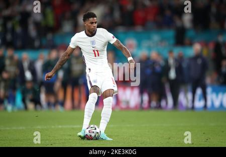 Photo du dossier en date du 11-07-2021 des échecs de Marcus Rashford en Angleterre dans le tir de pénalité lors de la finale de l'UEFA Euro 2020 au stade Wembley, Londres. Marcus Rashford n'a pas donné un coup de pied à l'Angleterre depuis qu'il a manqué son coup de pied dans la défaite finale du championnat d'Europe de l'année dernière contre l'Italie, avec des blessures et une forme médiocre le voyant tomber hors des plans de Southgate au dernier mandat. Date de publication : jeudi 10 novembre 2022. Banque D'Images