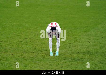 Photo du dossier en date du 11-07-2021 de l'Angleterre Marcus Rashford est abattu après avoir disparu de la zone de pénalité lors de la finale de l'UEFA Euro 2020 au stade Wembley, Londres. Marcus Rashford n'a pas donné un coup de pied à l'Angleterre depuis qu'il a manqué son coup de pied dans la défaite finale du championnat d'Europe de l'année dernière contre l'Italie, avec des blessures et une forme médiocre le voyant tomber hors des plans de Southgate au dernier mandat. Date de publication : jeudi 10 novembre 2022. Banque D'Images