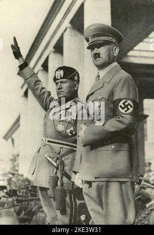 Le dictateur italien Benito Mussolini visite le dictateur allemand Adolf Hitler, Munich, Allemagne, 1937 Banque D'Images